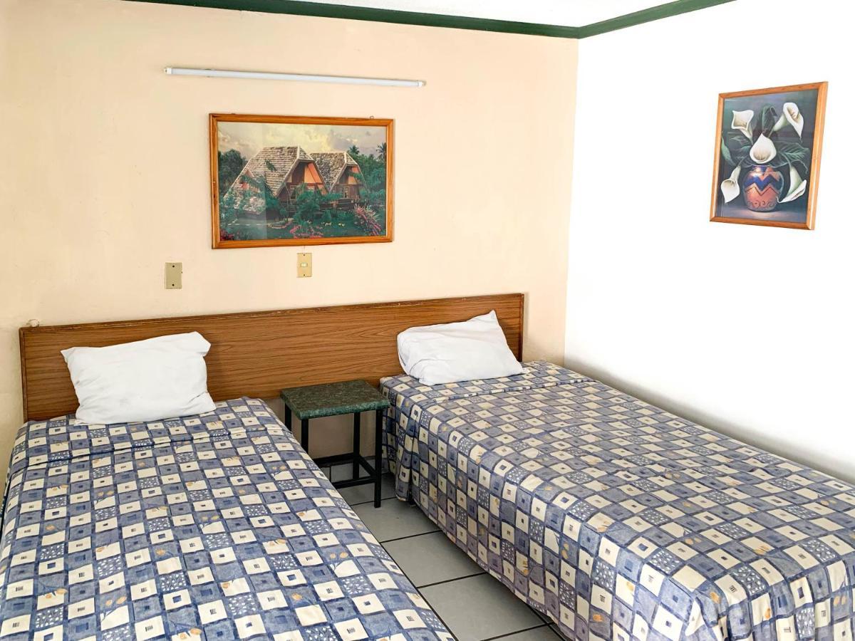 Hotel Vagabundo Plaza Del Sol Zapopan Eksteriør bilde